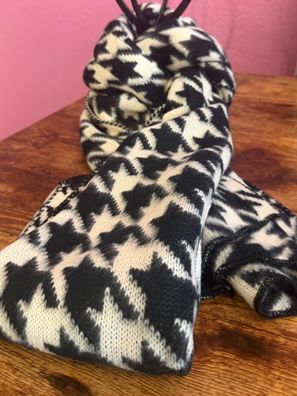 Black & White Houndstooth Winter Scarf
